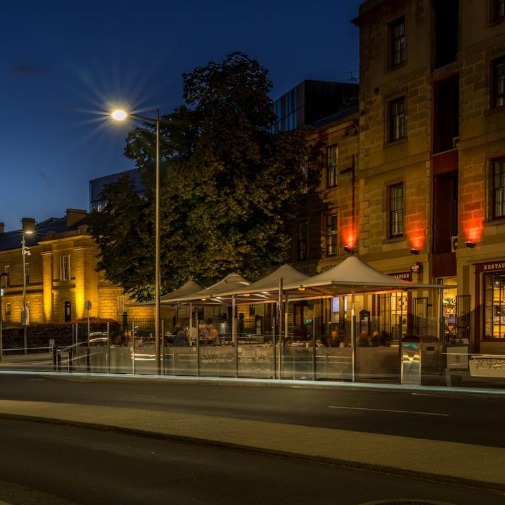 Family terraces and cafés for calm evenings in Amsterdam